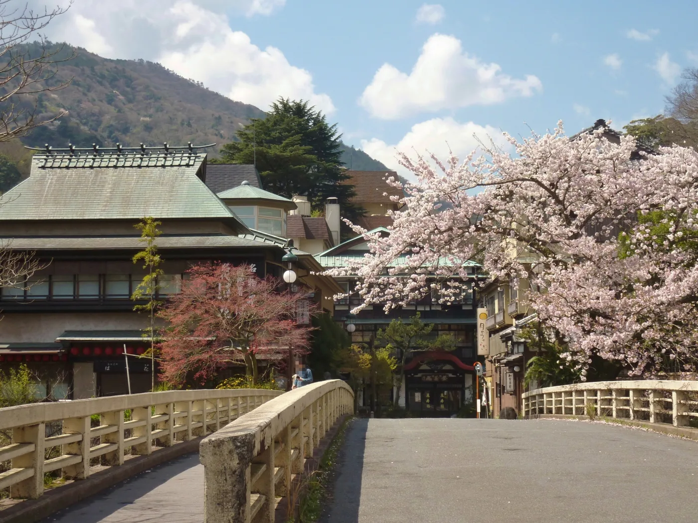 Yumoto onsen town street in Hakone